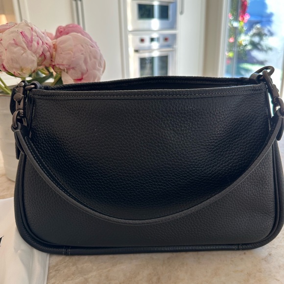 Cary Pebble Leather Crossbody Shoulder Bag - Black - Picture 6 of 14